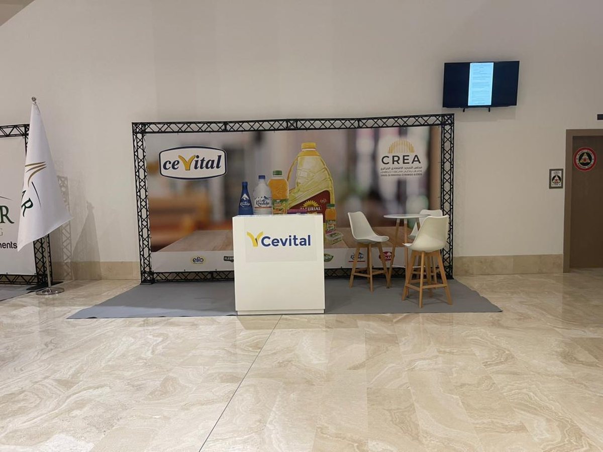 Stand Cevital lors d'un forum CREA